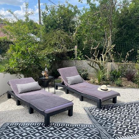 Beautiful Cottage With Private Plunge Pool/Hot Tub - 40 Mins From Puy Du Fou La Chapelle-Saint-Etienne Екстериор снимка