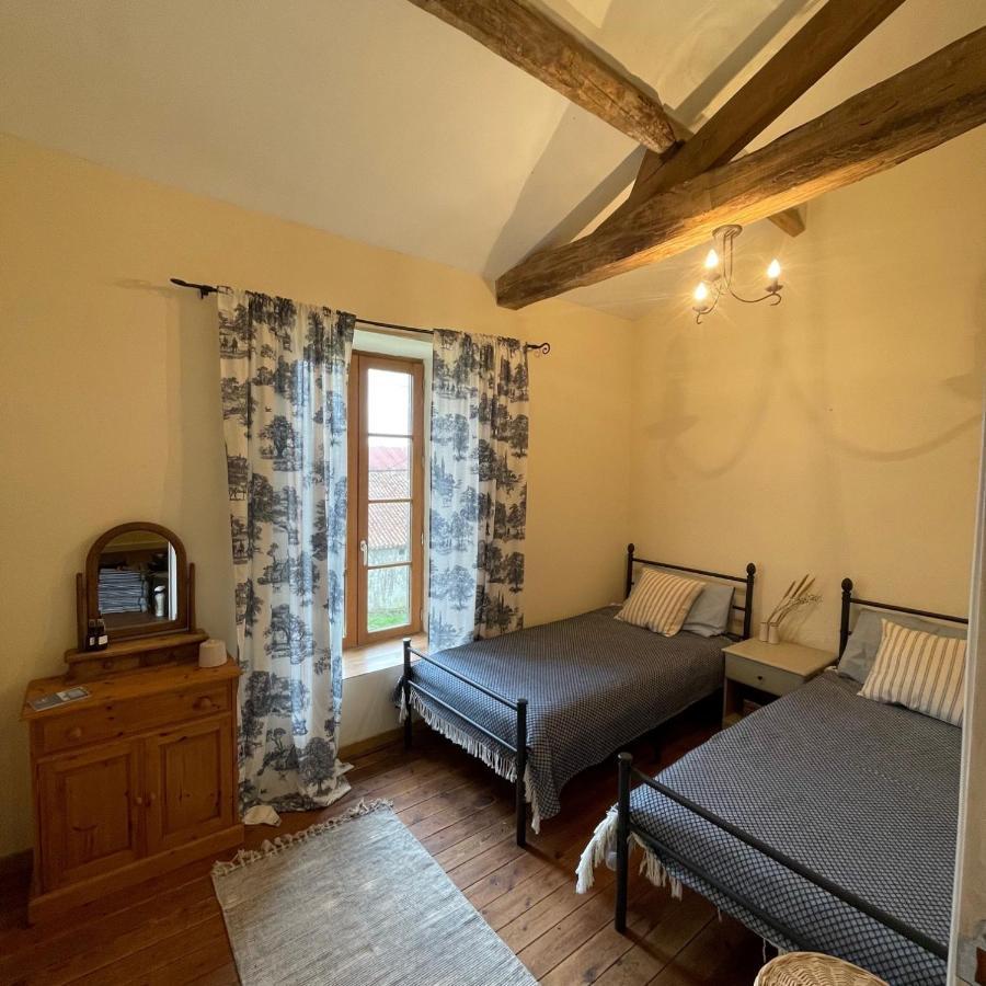 Beautiful Cottage With Private Plunge Pool/Hot Tub - 40 Mins From Puy Du Fou La Chapelle-Saint-Etienne Екстериор снимка